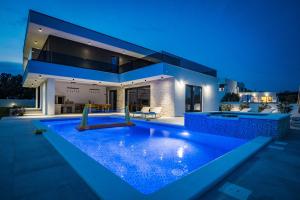 Villa MaEm in Central Istria for families with Sauna, Whirlpool & Sea View 