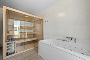 Villa MaEm in Central Istria for families with Sauna, Whirlpool & Sea View 