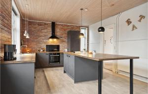 Nice Home In Faaborg With Wifi