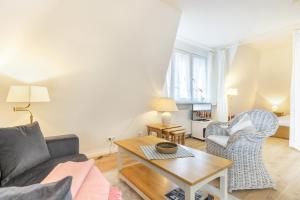 Uaster Reeg III Studio