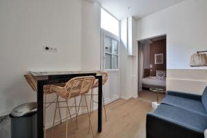 0#Appart 4Pers#1 Bedroom#Paris 15#Commerce#AC