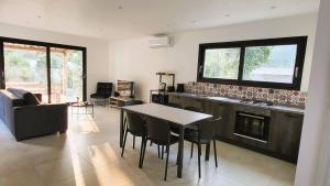 Villa Silvio, 8 pers, piscine, 15 minutes plage en voiture