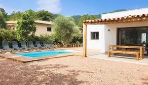 Villa Bruna, 8 pers, piscine, 15 minutes plage en voiture - Capo