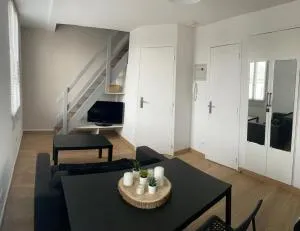 Appartement T1B place saint Anne - La Riche
