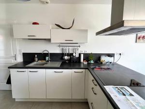Villas Saint Palais sur Mer - MAISON RECENTE TRES SYMPA - proche GOLF : photos des chambres