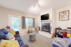 Okemo Trailside 19BL