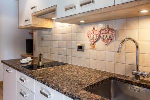 Stoffel Apartments Marie