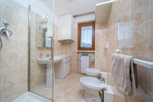 Small & Charming Apt - Overlooking the Alps