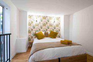 MONTMARTRE Sacré-Coeur, appartement jardin 6 à 8P