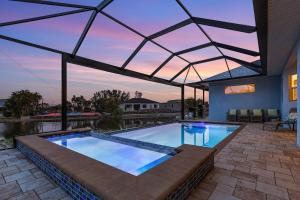 Villa Siren Calling - Cape Coral - Roelens Vacations