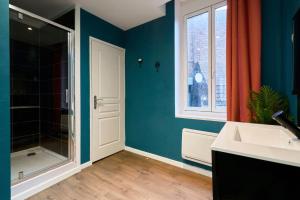 Appartements NG SuiteHome - Lille I Roubaix Centre I Grand Place - Balneo - Netflix - Wifi : photos des chambres