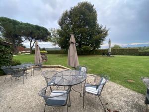 Maisons de vacances Cosy former bakery house with communal swimming pool : Maison 3 Chambres