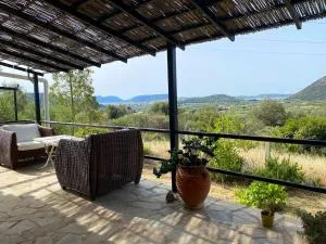 Comfortable house with sea and mountain view in Ermioni - Avgón