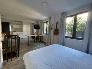 Opatija Studio Garden Oasis by the Beach ArtSpace