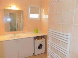 Villas Saint Palais sur Mer - PETITE MAISON - dans un CADRE PRIVILIGIE au CALME : photos des chambres