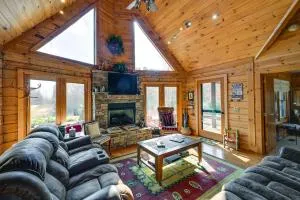 Rustic Fancy Gap Cabin with Blue Ridge Parkway Views - 希尔斯维尔
