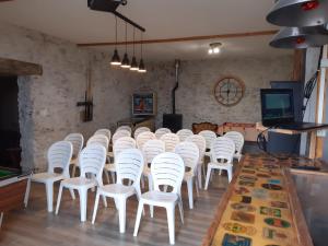 Maisons de vacances Maison a la campagne - piscine : Gîte 2 Chambres 