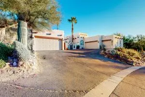 Hideaway on Habitat - Carefree Heliport