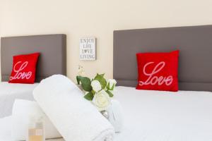 Love Sun Beach Apartment