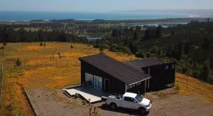 Casa Lomas de Cuchi - Constitución