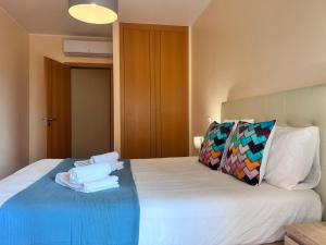 Armação de Pêra Ocean Terrace by Homing