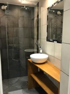 Adorable souplex batignolles