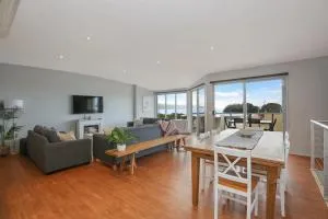 The Beachhouse at The Butter Factory - Apollo Bay