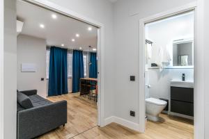 VR LATINA APARTMENTS