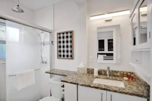 Beach Isles Modern Studio Apartment in Fort Lauderdale