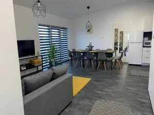 LURKÓ Apartmanok Siófok - Balatonszabadi Fürdőtelep