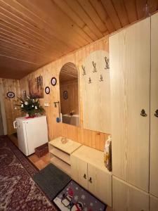 Chalúpka pod lipami