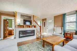 Quiet Port Royal Home with Deck, Near Juniata River! - Millerstown