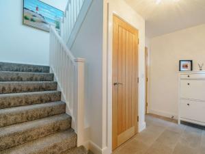 4 Bed in Whitley Bay 87396