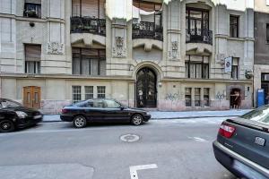 Cute studio in city center. Capsule apartment!