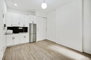 Apartment 432: Upper West Side