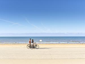 Appartement rénové 1 chambre, superbe vue mer, proche plage - FR-1-323-319