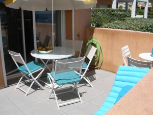 Panoramique mer, T2 climatisé neuf avec stationnement à 200 m du village - FR-1-768-55