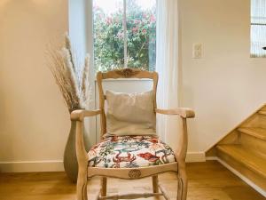 Maisons de vacances Maison 9 pers a Sainte-Marine, proche plage, port et restaurant, grand jardin avec verger - FR-1-481-150 : photos des chambres