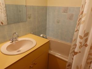 Studio cabine ski et rando, 4 pers, pied des pistes, Arêches-Beaufort - FR-1-342-313