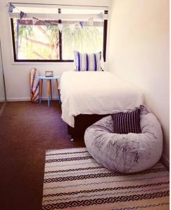 Stylish Family Beach House - 200m to the Beach