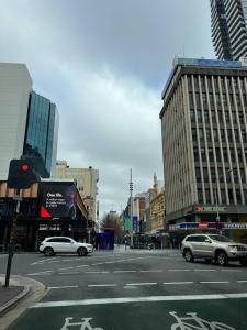 entire 2BR Central Apt 1004