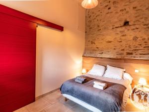 Gîte de Charme entre Cholet et Puy du Fou avec Terrasse et Équipements Complets - FR-1-622-33