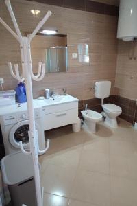 Family-friendly apartments with swimming pool Vinisce, Trogir - 12676