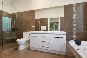 4 Anderson - In the heart of Bright!