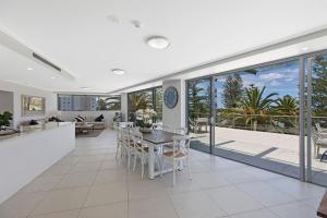 Coast Luxury Apartments 17