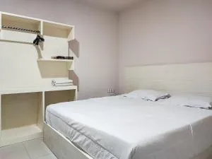 RedDoorz @ Arafah Hotel 2 Sungai Penuh Kerinci - Sumurup