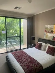 RNR Sturt Holiday Home - Adelaide