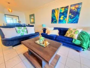 RIPPLE IN TIME - 4 Adults-2 kids ONLY - Tennis, Swim, Braai - 拉莫西