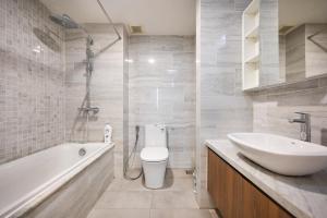 CH 2PN Kingdom Q10- Khoa home