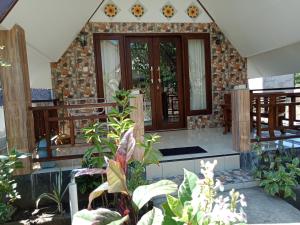 Phòng Giường Đôi Nhìn Ra Vườn (Double Room with Garden View)